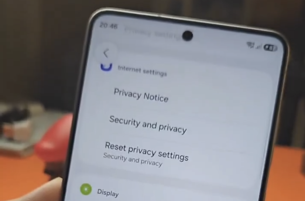 Samsung Galaxy S26 Ultra è già sugli scaffali