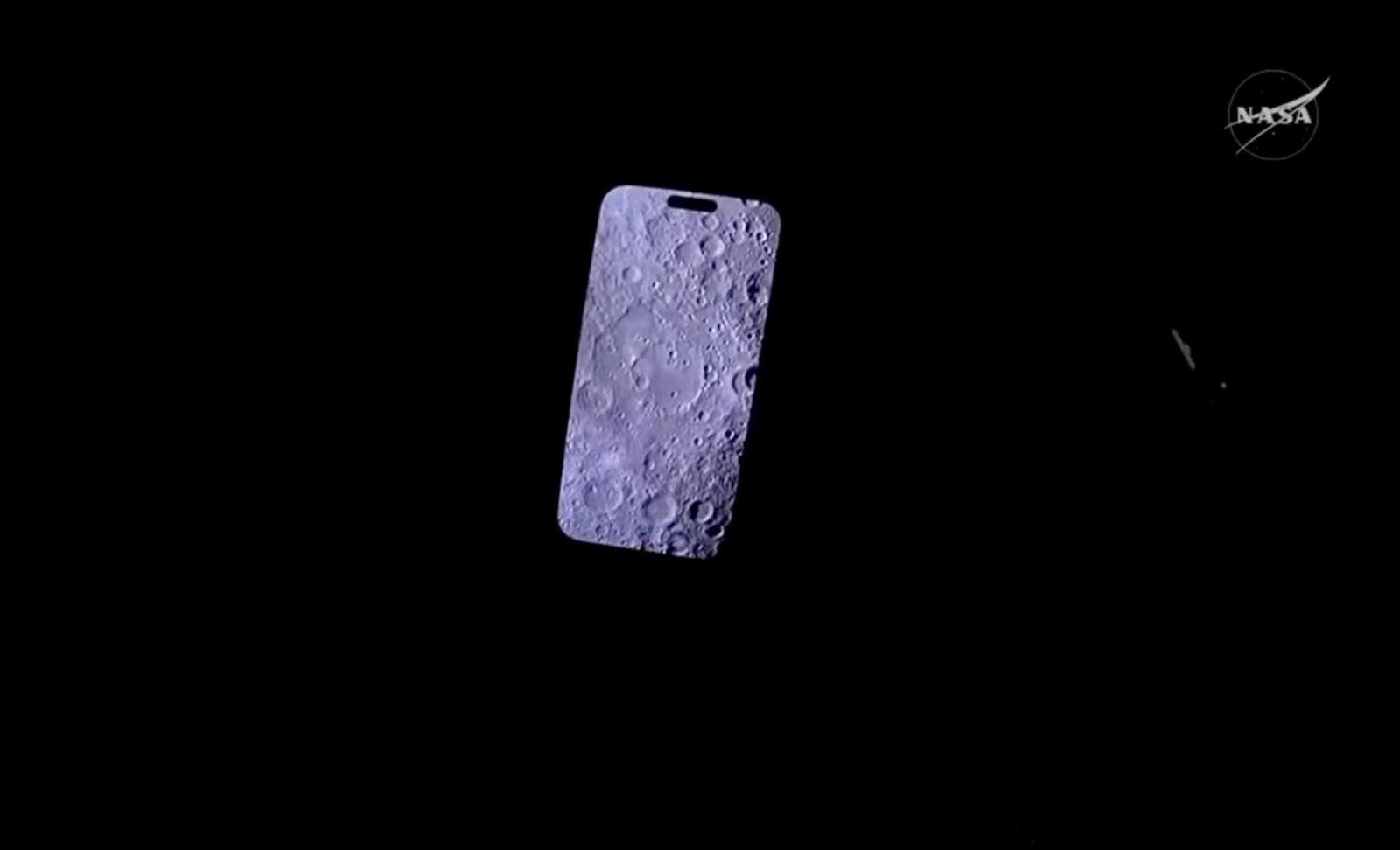 iphone moon photo 7199