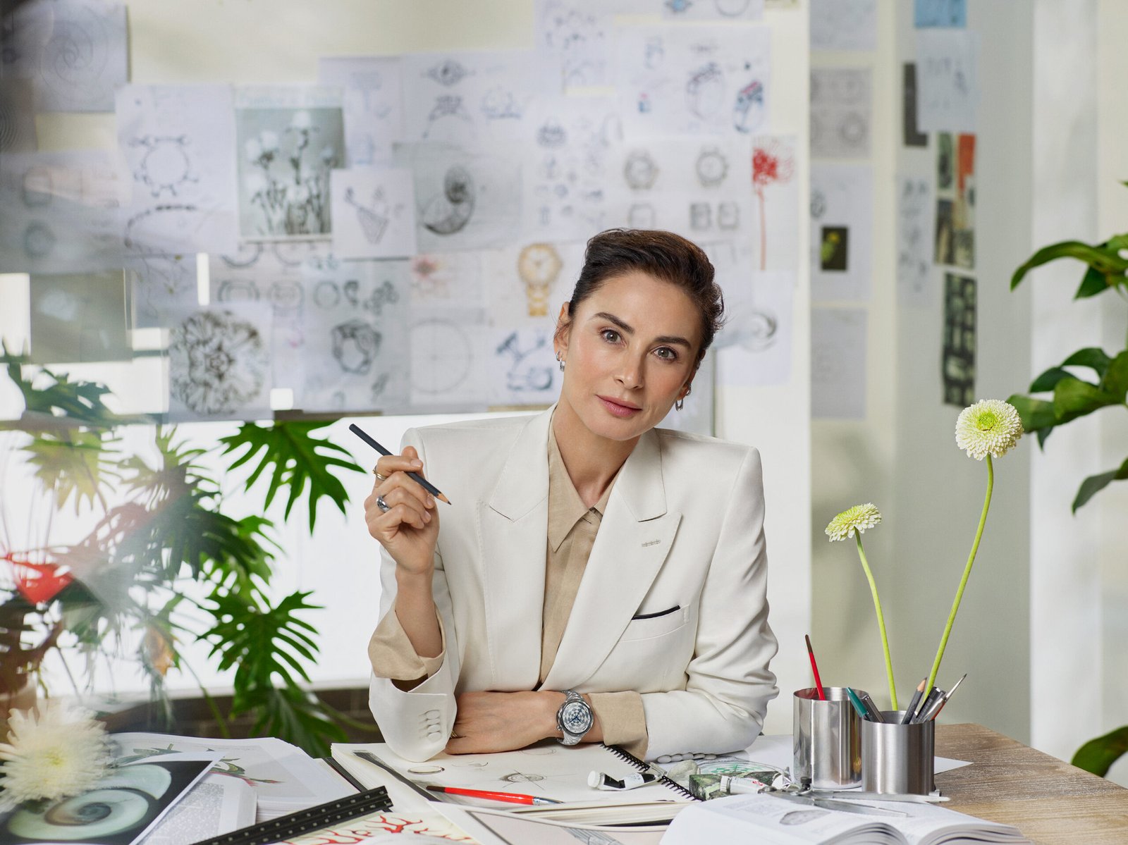 HUAWEI WATCH ULTIMATE DESIGN Spring Edition smartwatch di lusso