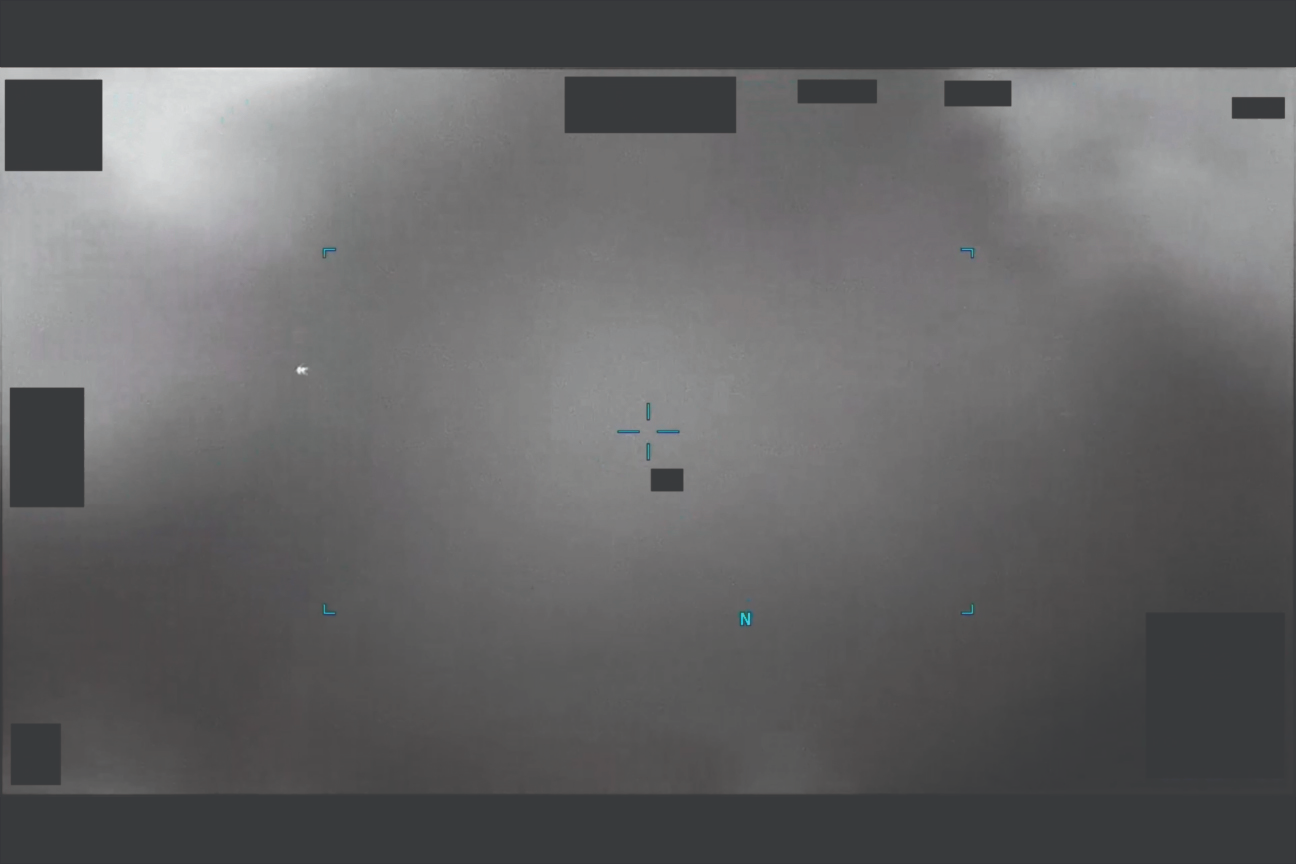 file ufo declassificati da trump nasa luna apollo 12 apollo 17