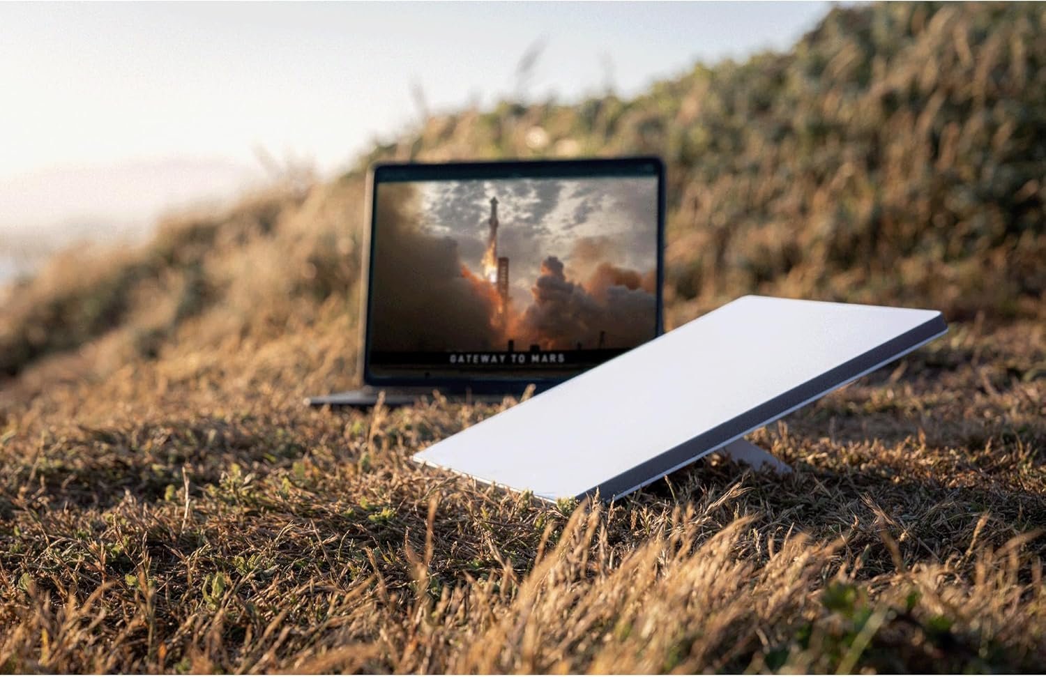 Starlink Mini con batteria integrata: il satellite senza cavi è più vicino